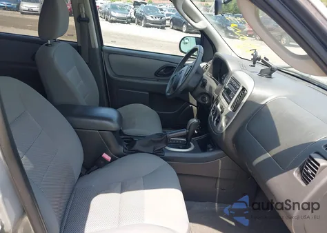 2007 Ford Escape Xlt/Xlt Sport z USA, uszkodzony, nr VIN 1FMYU93137KB87437